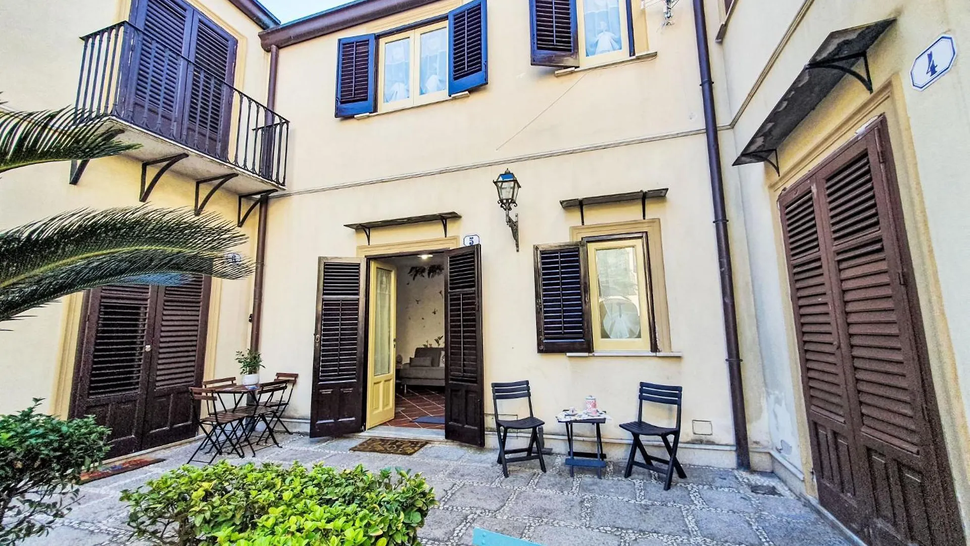 Holiday Home Maya'S Home Palermo By Interhome Italy